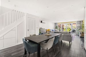 Diner/Lounge- click for photo gallery